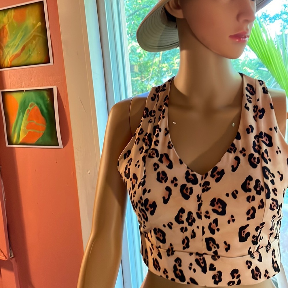 NWT Fabletics Leopard Print Sports Bra Large